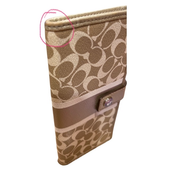 Coach Accessories Coach Credit Cardid Wallet Color Goldcream Poshmark